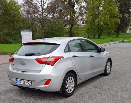 Hyundai I30 cena 19000 przebieg: 305470, rok produkcji 2013 z Gniew małe 301